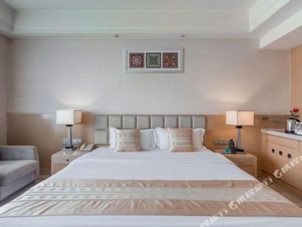 Chengdu Yinsheng International Hotel Supoqiao Buitenkant foto