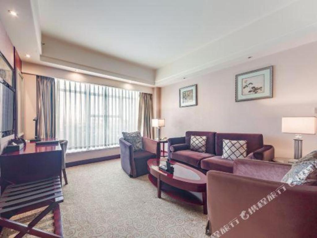 Chengdu Yinsheng International Hotel Supoqiao Buitenkant foto