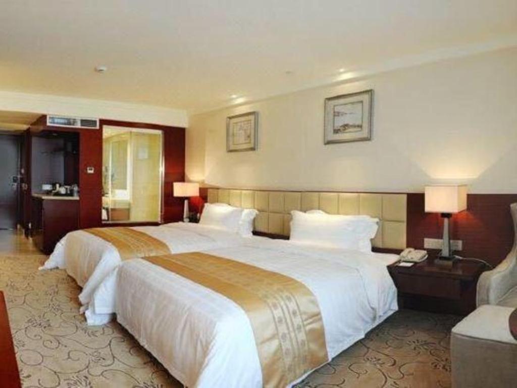 Chengdu Yinsheng International Hotel Supoqiao Buitenkant foto
