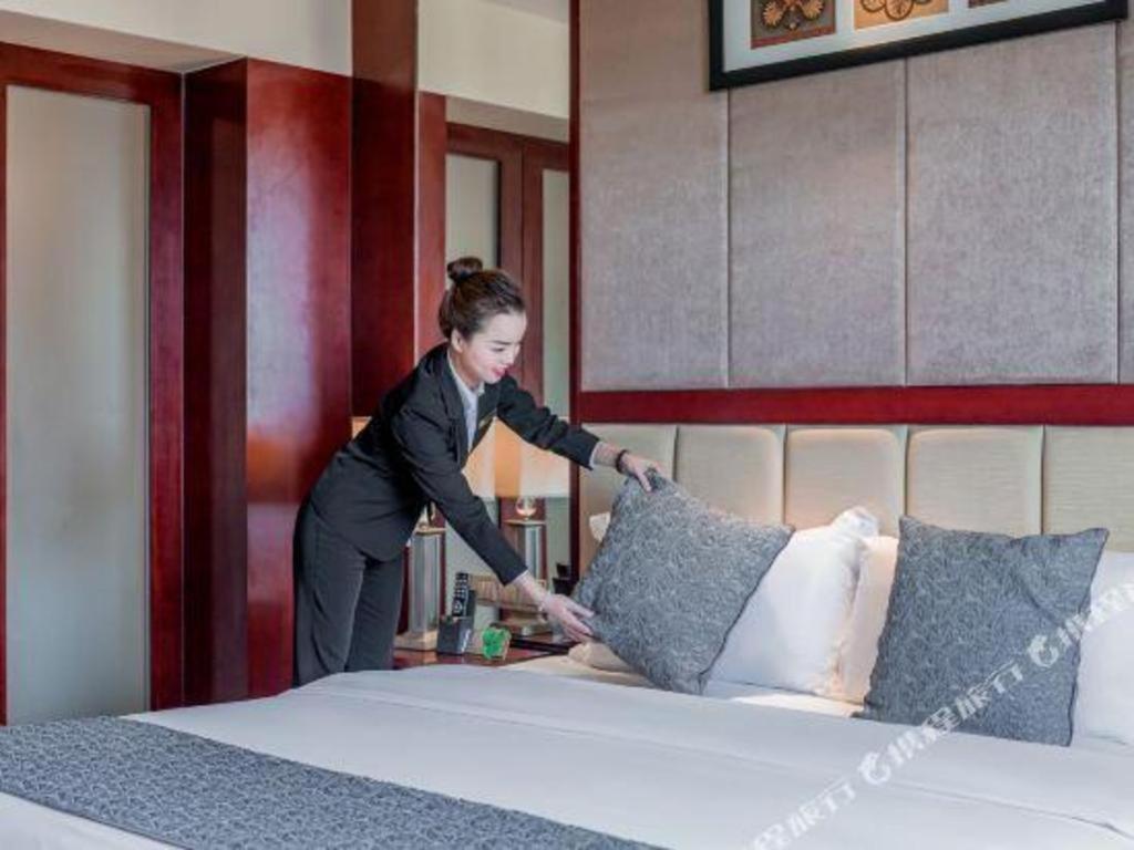 Chengdu Yinsheng International Hotel Supoqiao Buitenkant foto