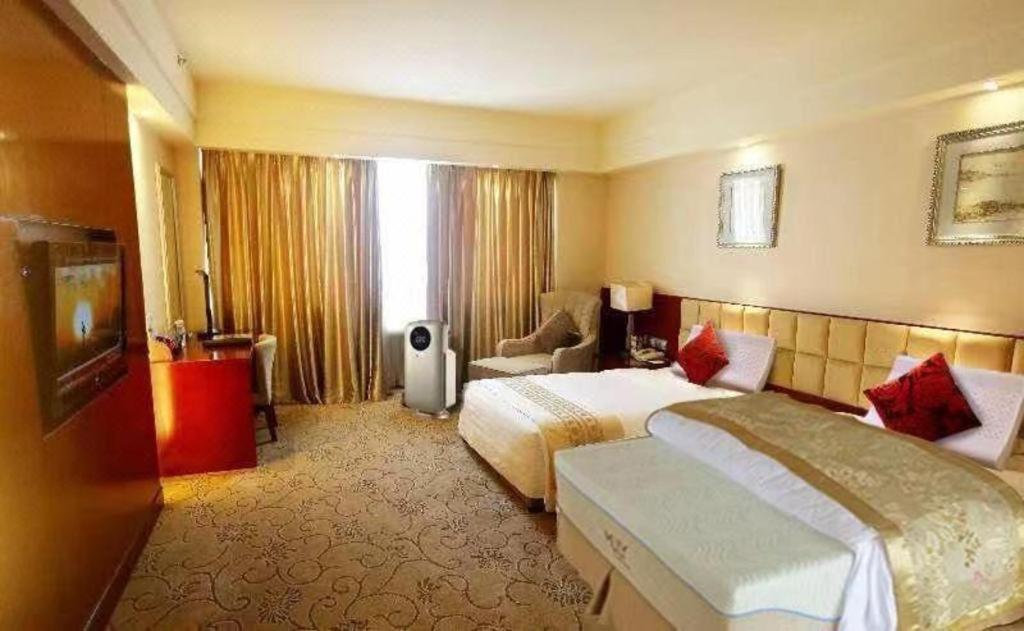 Chengdu Yinsheng International Hotel Supoqiao Buitenkant foto