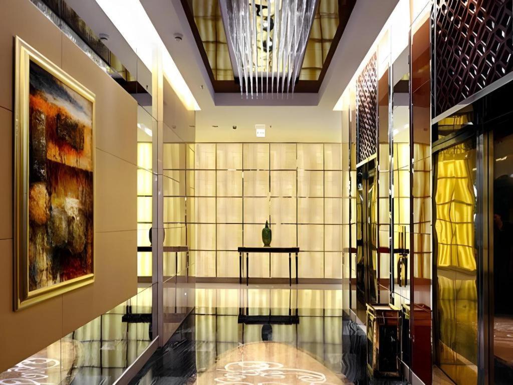 Chengdu Yinsheng International Hotel Supoqiao Buitenkant foto